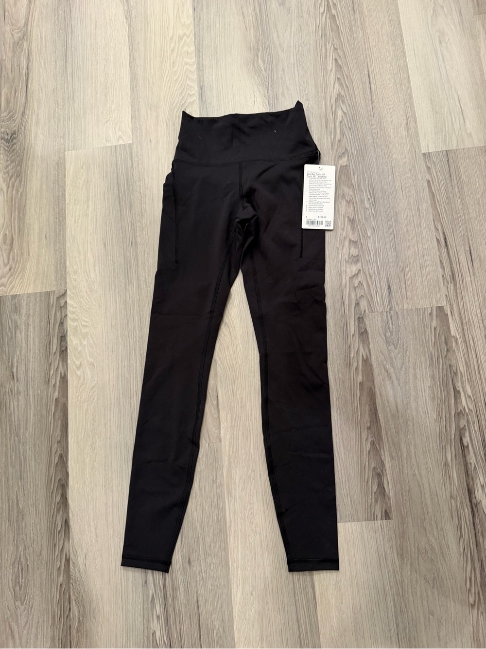 lululemon athletica Black Wunder Train Tight 28in with Pockets